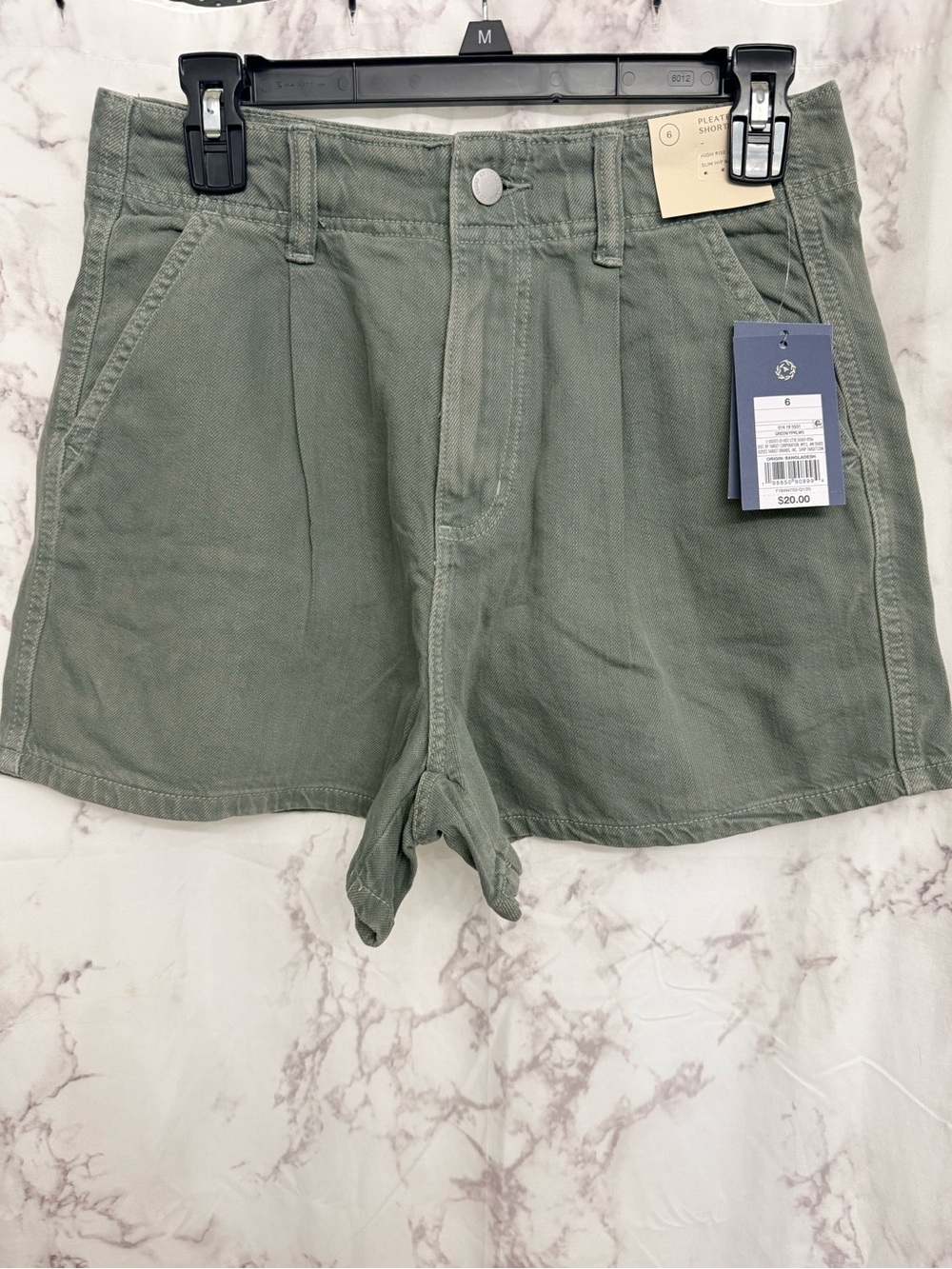 Universal Thread High-Waist Olive Pleated Shorts